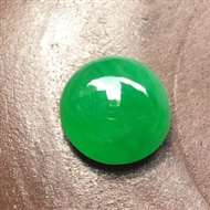 满色蛋面，尺寸:9.2*4.7mm，水头十足，满色阳绿，饱满圆润，镶嵌效果更美。H16