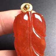 T红翡叶子吊坠，真金真钻镶嵌，完美，种水超好，玉质细腻