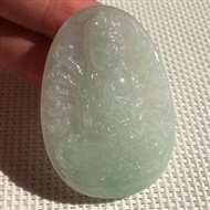 缅甸翡翠A货，冰种带色的干手观音，完美大气，性价比超高，谁带上他会给你带来一生平安，幸福安康，手慢无