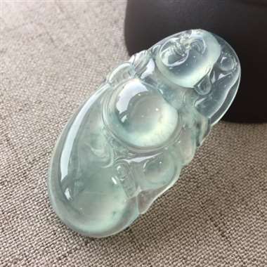 高冰飘花完美布袋佛钢性强。尺寸：49.9*26.7*8.1