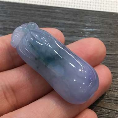 紫罗兰饱满福瓜，完美色阳，紫色见光不失紫，底庄细腻，性价比高，值得推荐