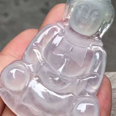 冰种观音，尺寸:62*39.2*5.6mm，种水佳，水润通透，底子白，泛光起胶，透光有棉丝，法相端庄