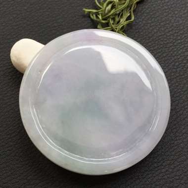 糯种飘花阿弥陀佛挂件，干净清爽，造型饱满，完美无瑕。