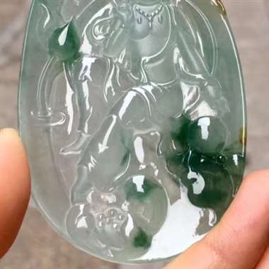 老坑高冰种三彩色《自在观音》，冰透完美起光大件色彩艳丽