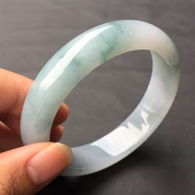 58.6mm冰糯飘蓝花手镯，完美冰润，值得拥有