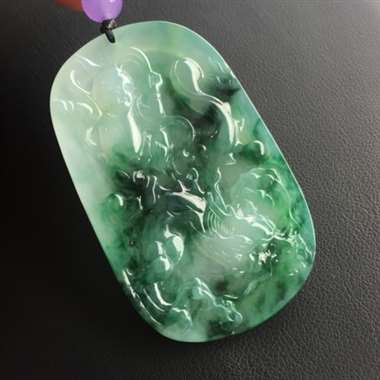 冰种飘花龙牌挂件