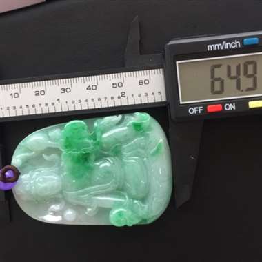冰种飘阳绿观音挂件