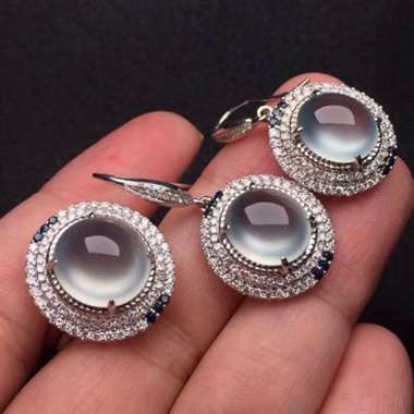 玻璃蛋套装挂件镶嵌规格：33.2x16.5x10mm裸石：11x9.8mm（耳坠）镶嵌规格：18