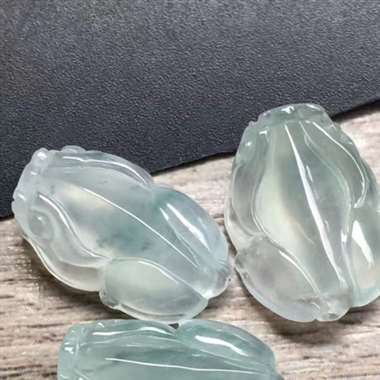 高冰种貔貅，尺寸：17.9*10.6*6.2mm，完美起光，水头十足，底子通透，招财。H11