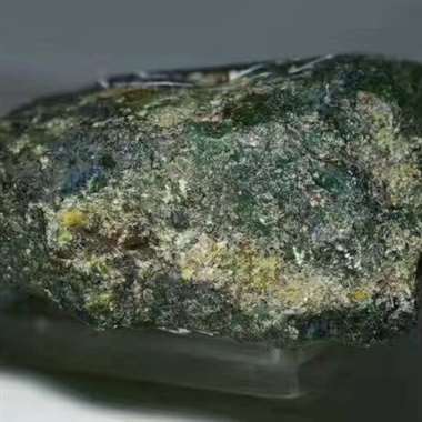 DLL129新货老坑会卡，重量:3.2kg，规格;18*13*8cm，高冰全透色料种好高冰飘色完美