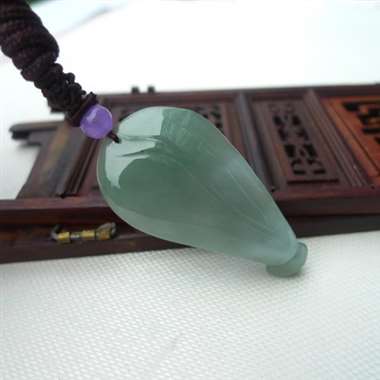 翡翠A货老种招财进玉财神爷吊坠50.5*26*11毫米(长*宽*厚)取最大值手工测量