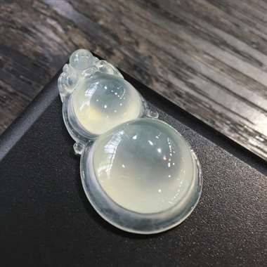 冰葫芦，完美起光，聚财辟邪，肥厚饱满，卖相好，性价比高，推荐，尺寸32.9*18.9*7.1mm，重