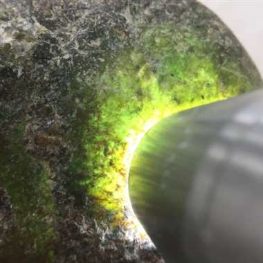 RF88 645克会卡全赌牌子料,打灯通透,种水超赞,有绿色表现,赌飘花牌子,尺寸:75*7 RF88 645克会卡全赌牌子料,打灯通透,种水超赞,有绿色表现,赌飘花牌子,尺寸:75*7