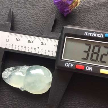 冰种飘点点雪花葫芦挂件 冰爽通透 细腻饱满水润