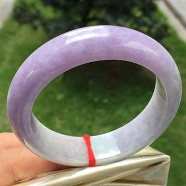 紫罗兰正圈，尺寸53.9-14.8-8.5，紫色浓郁，表皮有细纹，不抠手，最后一图有拍，编号0416