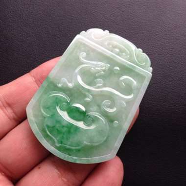 冰糯飘花龙凤呈祥吊坠 水润色辣 工好厚重大气
