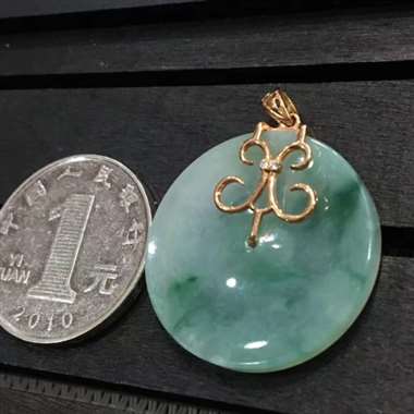 平安扣，平安吉祥，财源滚滚，冰地光泽，飘兰花，饱满圆润，完美，18k金镶嵌，简约大方，低调奢华，特惠