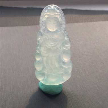 冰种自在观音，细裂