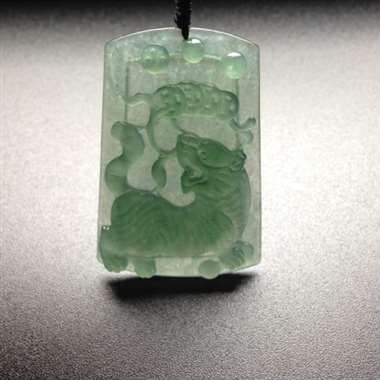 冰种晴底虎牌 尺寸51-33-5毫米