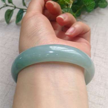 冰润晴水完美贵妃手镯54.6，小巧秀气，完美！