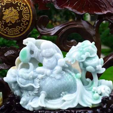 缅甸天然翡翠A货 精美 飘阳绿 精美 送子观音 连生贵子 雕刻精美线条流畅种水好 彩色艳丽 搭配精美