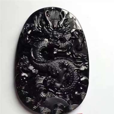 414:墨翠龙牌,黑度特黑,打灯翠绿,肉质细腻,饱满,品质非常高 带证书,可退换! 414:墨翠龙牌,黑度特黑,打灯翠绿,肉质细腻,饱满,品质非常高 带证书,可退换!