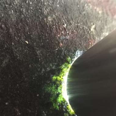 R551 3.52公斤老帕敢全赌料，打灯通透，有绿，有手镯位，可以赌飘花手镯，尺寸：160*120