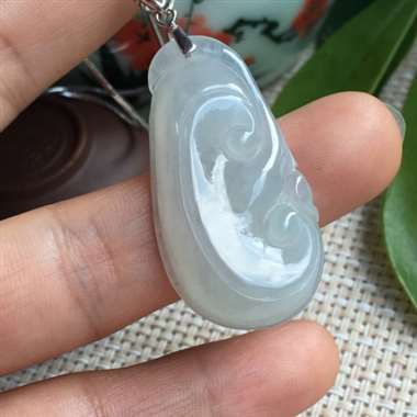 完美，水润起光，饱满，细腻柔美，温润如水，厚装，送925银扣银链，自家货，超值～～3