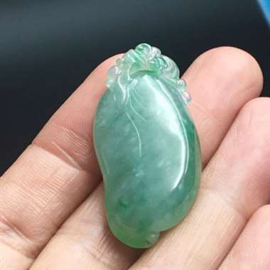 缅甸翡翠A货，冰种福瓜，福在眼前，完美秀气，性价比超高，实物更加漂亮，手慢无货。