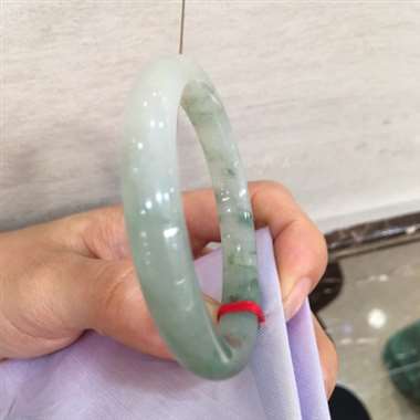 天然翡翠A货冰种飘花贵妃手镯