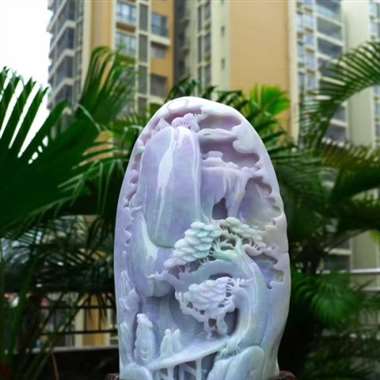 缅甸天然翡翠A货 精美春带彩 山水摆件 雕刻精美线条流畅种水好 层次分明 丰富多彩 搭配精美高档檀