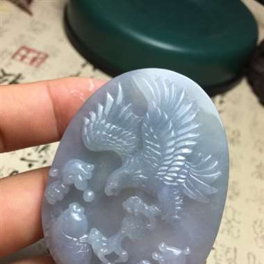 紫罗兰大展宏图牌 料子细腻 种水足 雕工精美 栩栩如生 完美大件 紫罗兰大展宏图牌 料子细腻 种水足 雕工精美 栩栩如生 完美大件