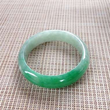 17041222#正圈尺寸:58.2x15.2x7.8mm 细润辣色镯,宽版,温润,辣入心扉,颜色真 17041222#正圈尺寸:58.2x15.2x7.8mm 细润辣色镯,宽版,温润,辣入心扉,颜色真