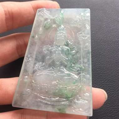 冰飘绿观音，大气美观，雕工精湛。