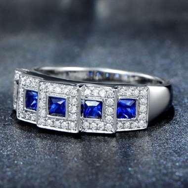 18k镶嵌，主石0.6ct，配钻0.22ct，手寸12#