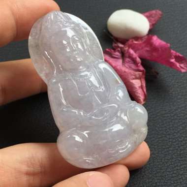 冰糯种观音，淡淡紫色，清爽干净，完美无暇。