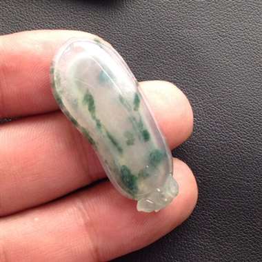 冰种飘花福瓜吊坠 水润通透 完美