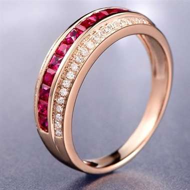 18K红宝石戒指,主石1.02ct,配钻0.25ct,手寸14# 18K红宝石戒指,主石1.02ct,配钻0.25ct,手寸14#