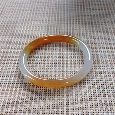 17041506#贵妃尺寸：54.5x7.8x6.6mm短：46mm 冰黄翡镯，冰味一流有种水，实物