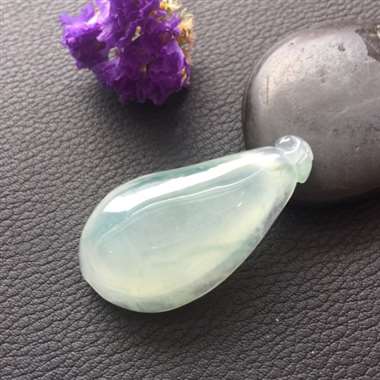 冰种飘花福瓜挂件 玉质通透 冰爽饱满 冰种飘花福瓜挂件 玉质通透 冰爽饱满