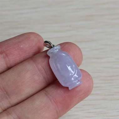 冰紫 宝瓶 保平安 18K金扣 紫色仿古瓶 整体工艺细腻流畅 紫色来说 颜色 水头算是非常好的