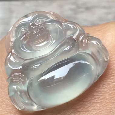 高冰佛公,尺寸:21.1*23.1*6mm,种老水足,饱满厚庄,品相佳。H17 高冰佛公,尺寸:21.1*23.1*6mm,种老水足,饱满厚庄,品相佳。H17