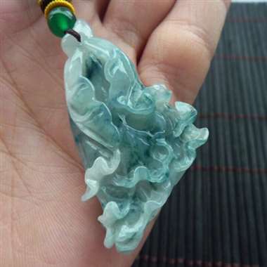 11409好种水紫罗兰百财聚来吊坠 尺寸48.1-30.6-8.5mm 工艺好 飘花漂亮 精雕细琢 11409好种水紫罗兰百财聚来吊坠 尺寸48.1-30.6-8.5mm 工艺好 飘花漂亮 精雕细琢