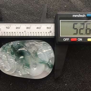 冰种飘花龙挂件