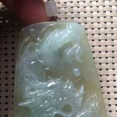 大件龙牌。种老水足、细腻飘黄、雕工精湛，完美、佩戴收藏佳品！超大件、厚装，下手要快唷！