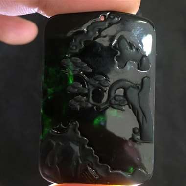 冰种完美墨翠观音，黑度极黑，打灯翠绿，性价比超高。
