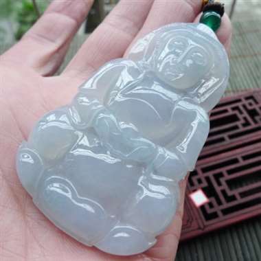 111414完美无纹裂晴水绿精雕观音赐福吊坠 尺寸65.6-41-7.1mm 水头足 底子干净 精雕