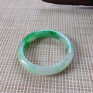 17041721#正圈尺寸：54.9x12x7.4mm 细润辣色镯，色很靓，很辣，料子温润，买色的速