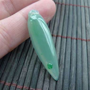 11412完美好种满色福瓜吊坠 尺寸30.8-5.2-4.4mm有种有色 特色迷人 精雕细琢 性价