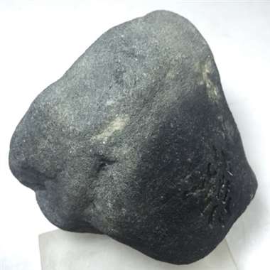 DY58  1705克莫弯基飘花料 ，开窗处糯冰种表现，种好肉细 底子干净 ，起胶起荧光 ，